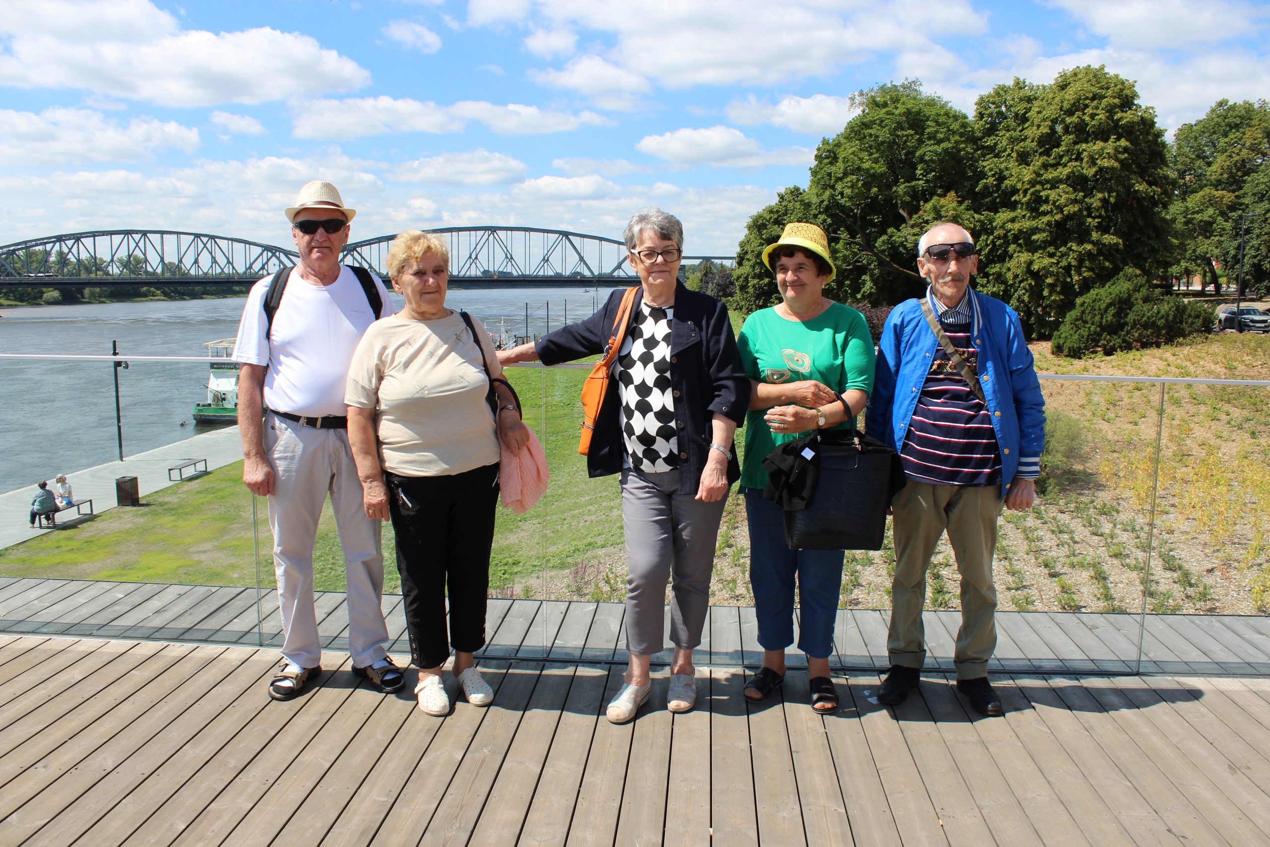 10) Seniorzy nad Wisłą w Toruniu.