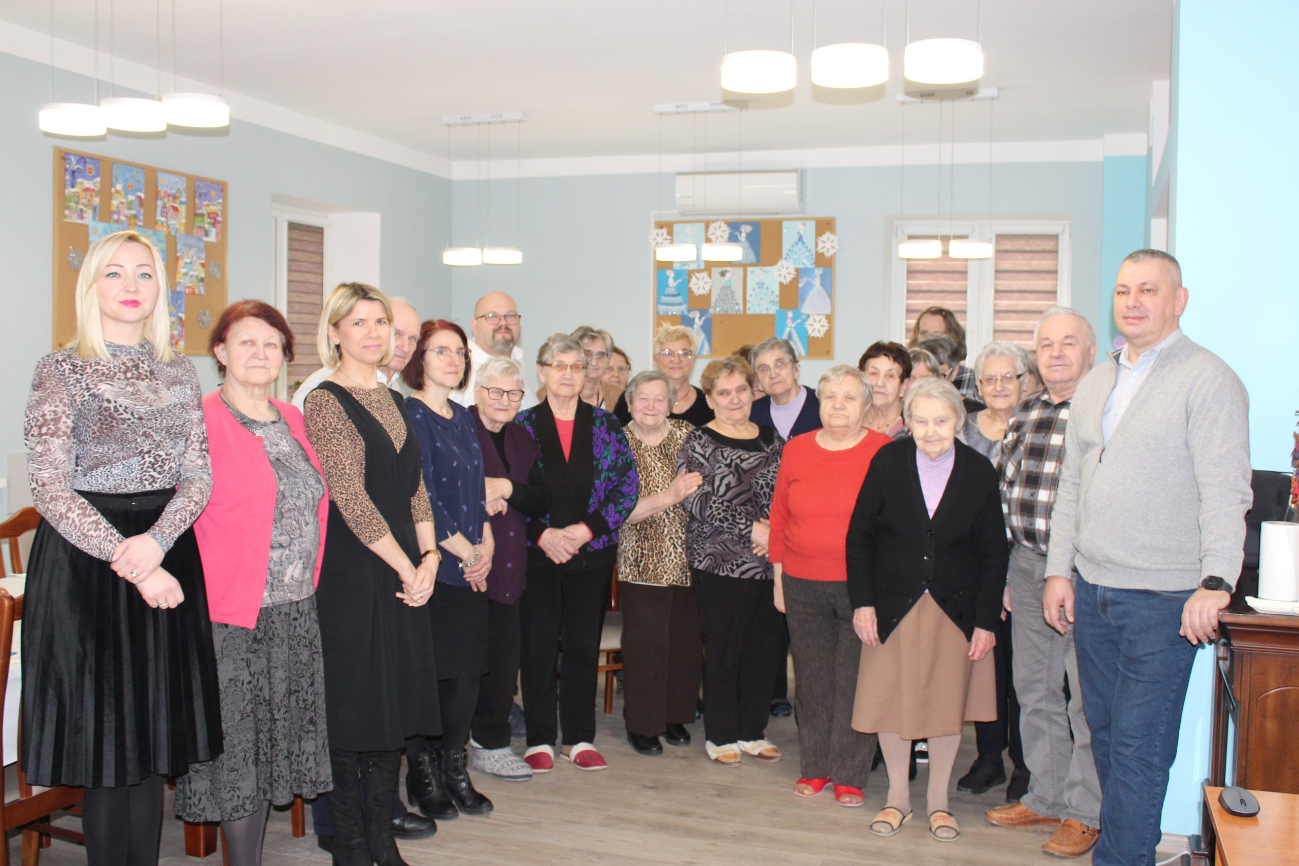 Na zdjęciu cała grupa uczestników wykładu